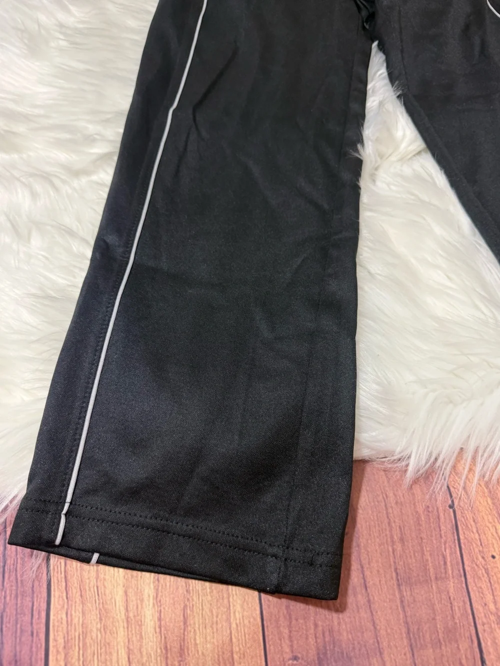 Old Navy Active Black Athletic Pants - Boys Size M (8)